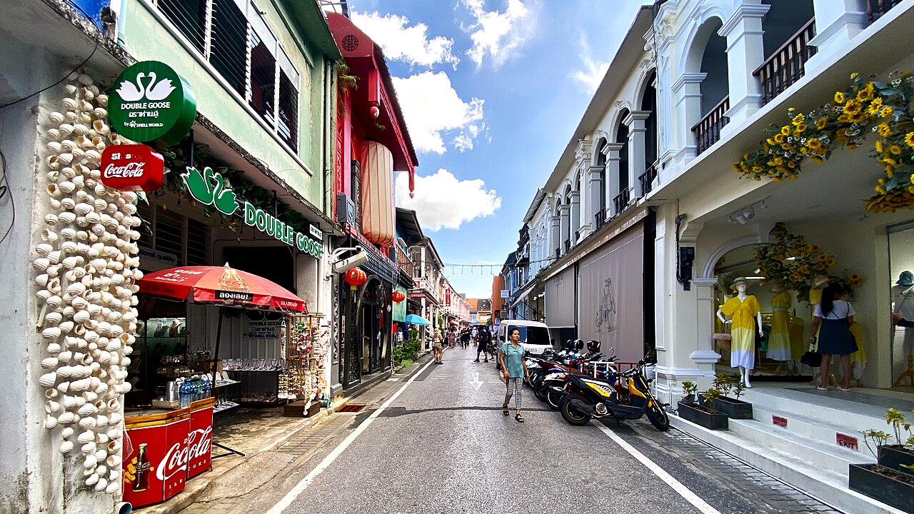 普吉老城 Soi Rommanee 的真实街景